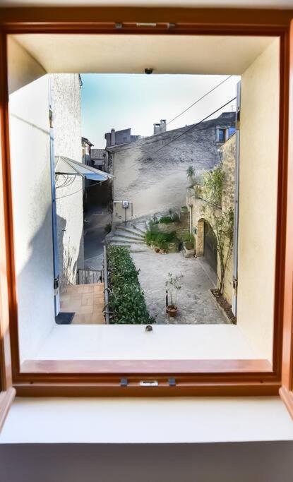 Charmante Maison De Village Au Coeur Du Luberon 쿠쿠론 외부 사진
