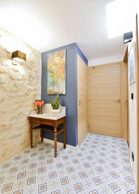 Charmante Maison De Village Au Coeur Du Luberon 쿠쿠론 외부 사진